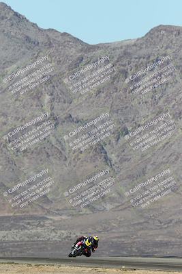 media/Dec-07-2025-CVMA (Sun) [[3e7d2de5dc]]/Race 9-Formula UL Shootout/